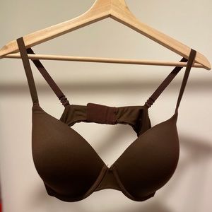SKIMS by Kim Kardashian T-shirt Bra